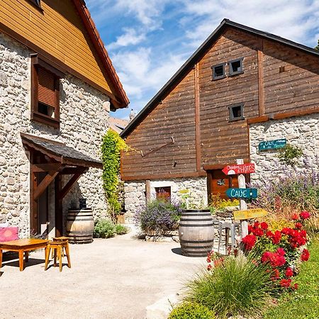 Bed and Breakfast Un R de Mémises Thollon-les-Memises Exterior foto