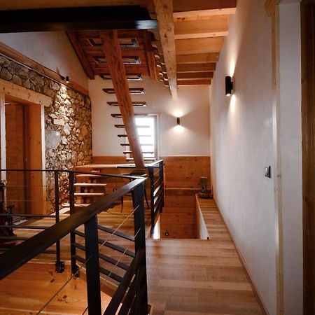 Bed and Breakfast Un R de Mémises Thollon-les-Memises Exterior foto