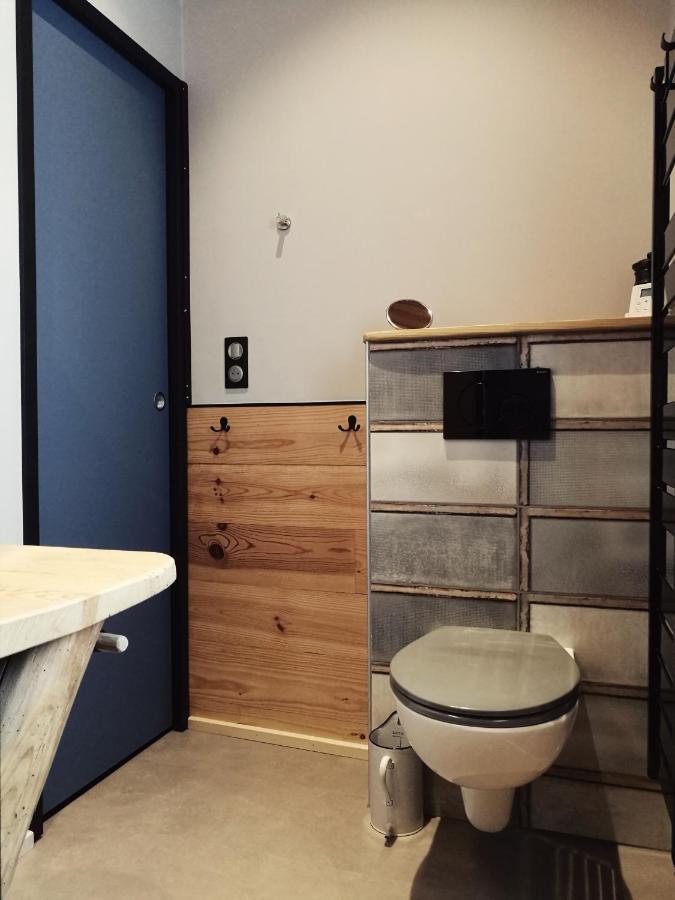 Bed and Breakfast Un R de Mémises Thollon-les-Memises Exterior foto
