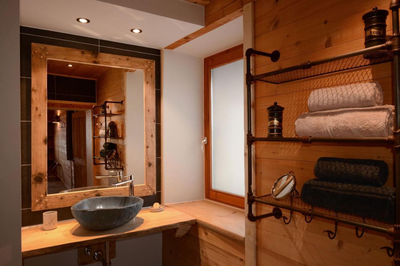 Bed and Breakfast Un R de Mémises Thollon-les-Memises Exterior foto