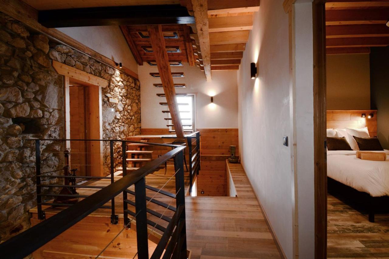 Bed and Breakfast Un R de Mémises Thollon-les-Memises Exterior foto