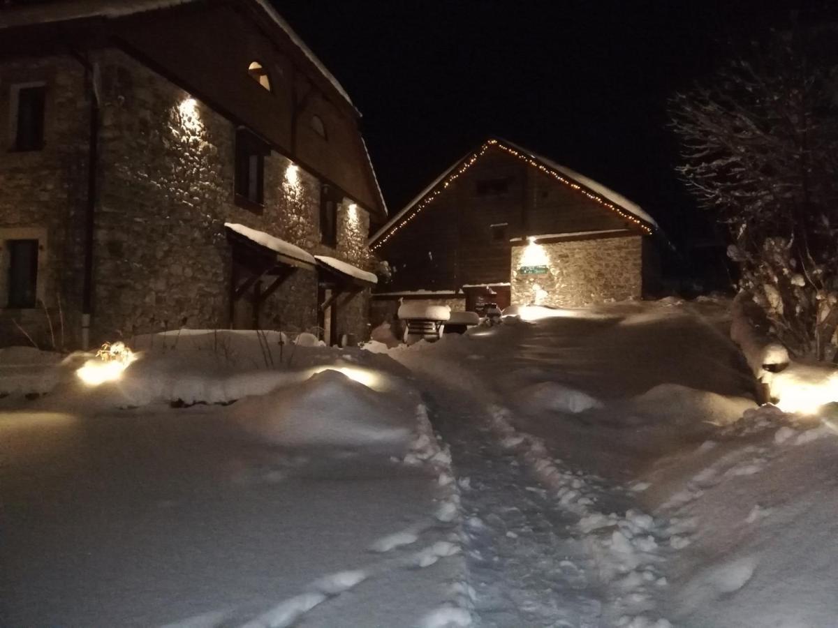 Bed and Breakfast Un R de Mémises Thollon-les-Memises Exterior foto